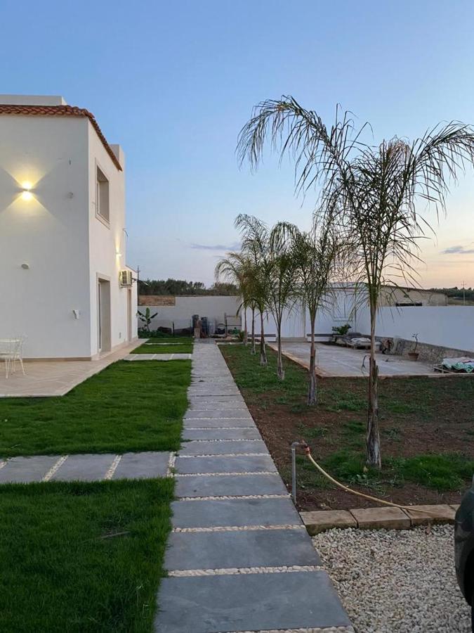 Villa Per Vacanze Isola ファヌザ エクステリア 写真