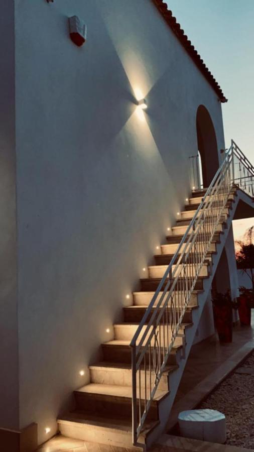 Villa Per Vacanze Isola ファヌザ エクステリア 写真